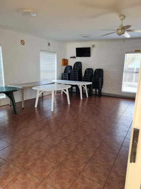 To Let 2 Bedroom Property for Rent in Table View Western Cape